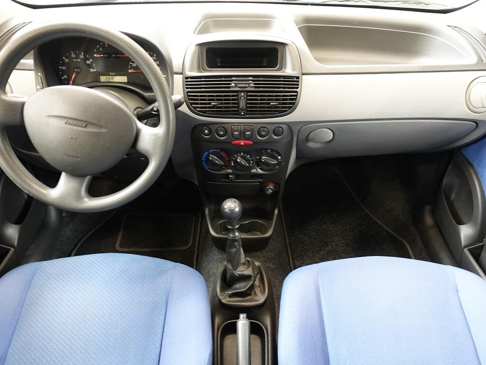 Fiat Punto 1.2i 