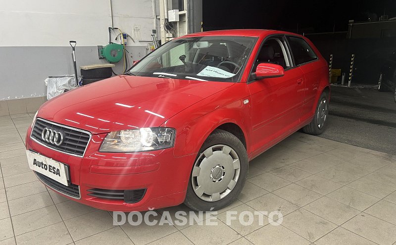 Audi A3 1.6 i 