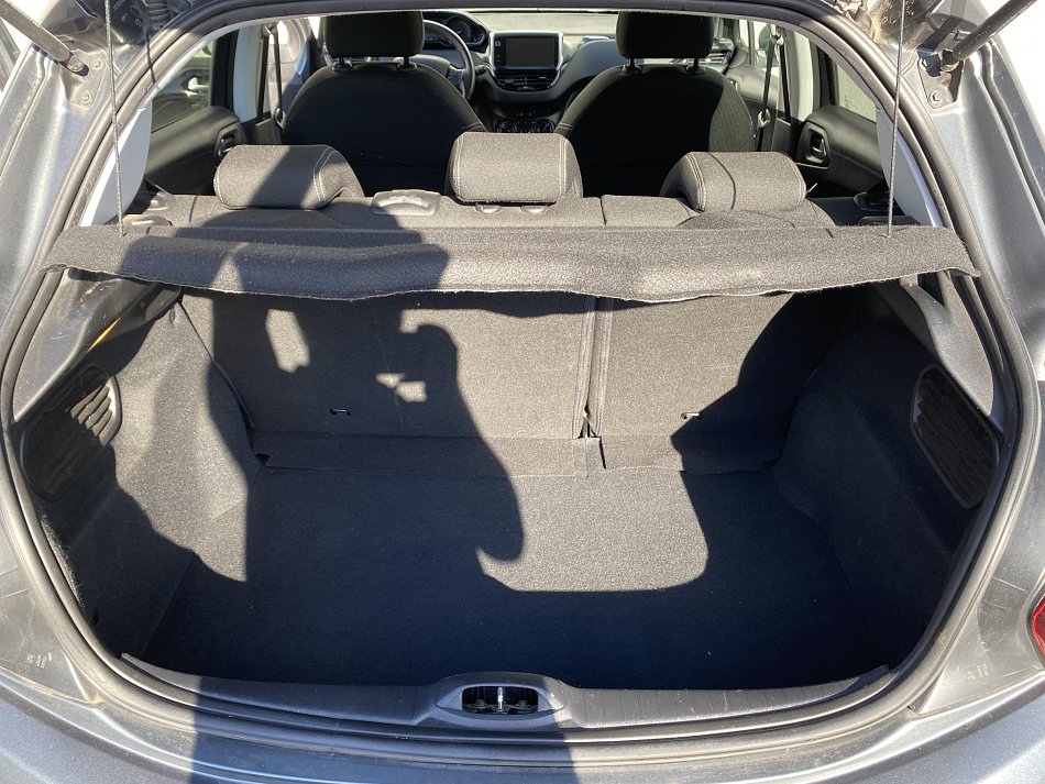 Peugeot 208 1.2VTi 