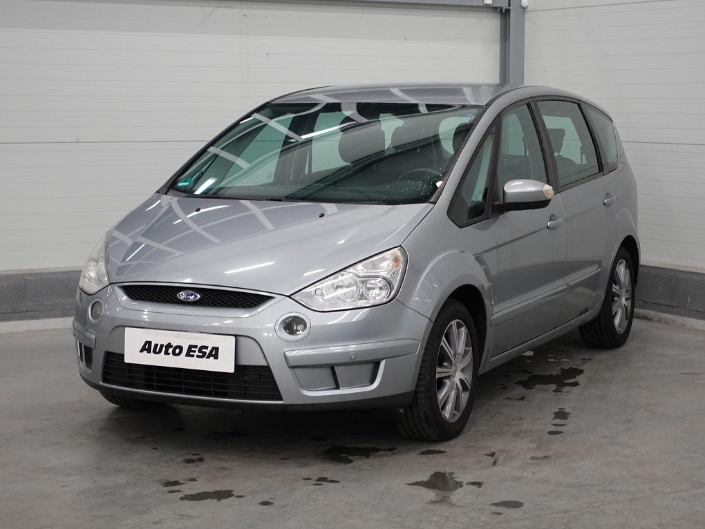 Ford S-MAX 2.0i 