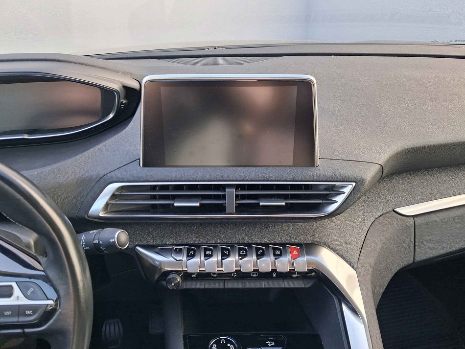 Peugeot 5008 1.5 HDi Allure 7míst
