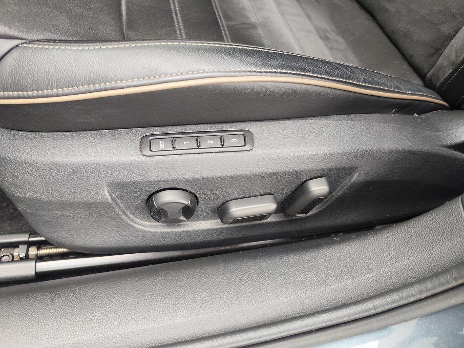 Škoda Superb III 2.0TDi Scout