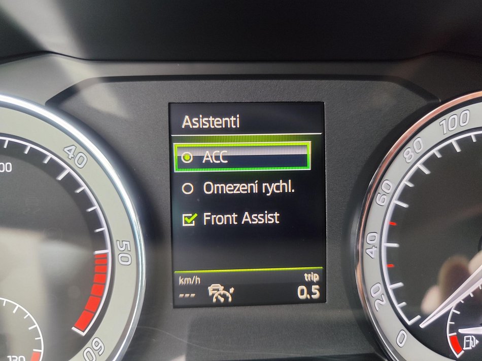 Škoda Superb III 2.0TDi Scout