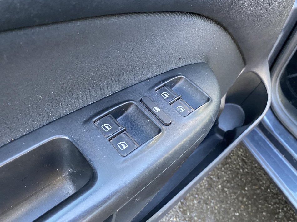 Škoda Octavia II 2.0 TDi Elegance