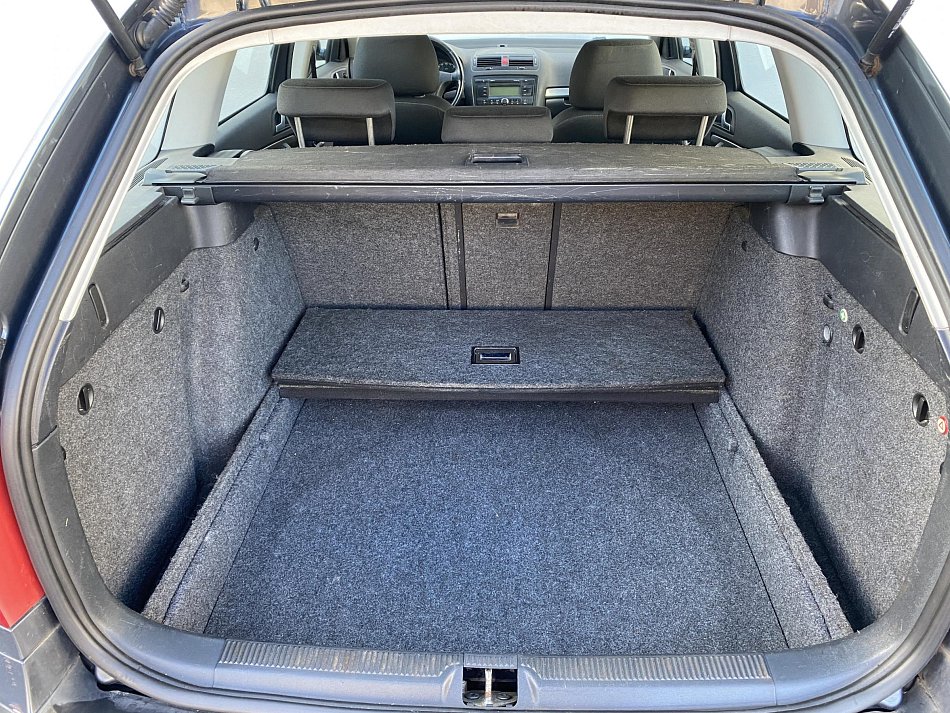 Škoda Octavia II 2.0 TDi Elegance