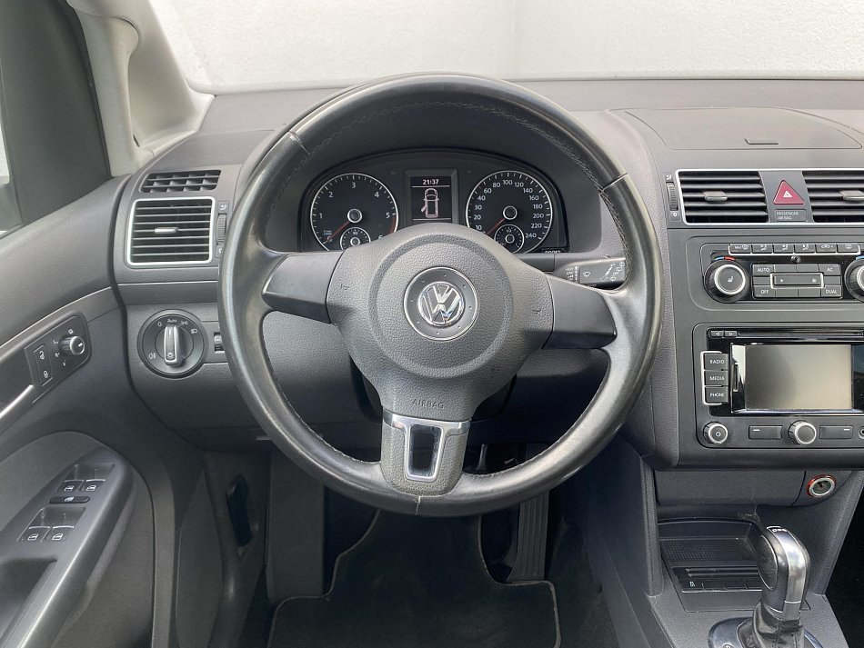 Volkswagen Touran 1.6 TDi 