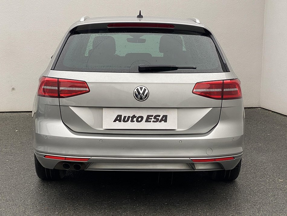 Volkswagen Passat 2.0 TDi Highline 4X4