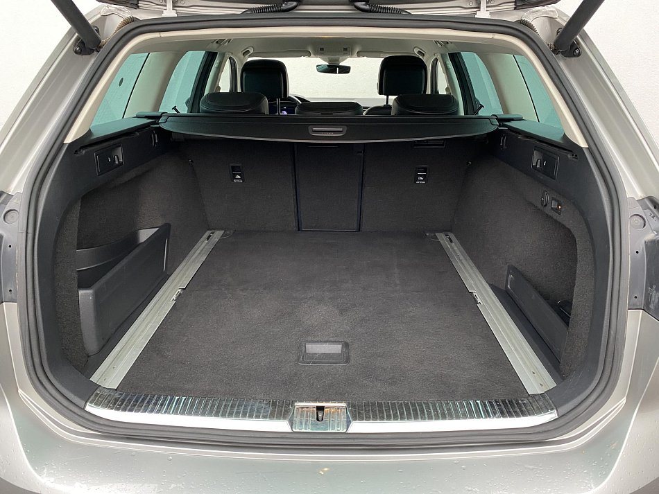 Volkswagen Passat 2.0 TDi Highline 4X4