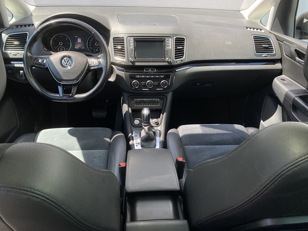Volkswagen Sharan 2.0 TDi Highline