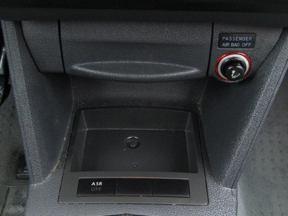 Volkswagen Caddy 1.6i 