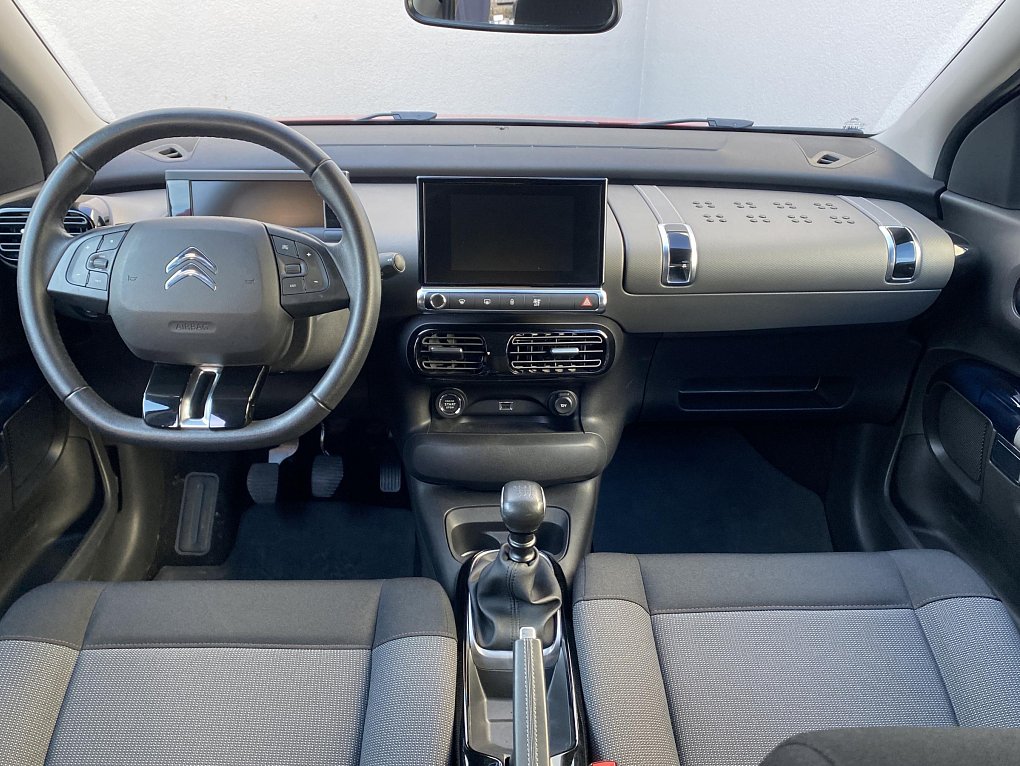 Citroën C4 Cactus 1.2 PT Shine