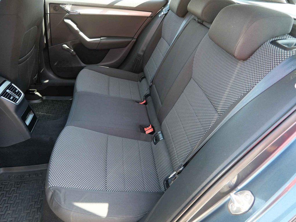 Škoda Octavia III 1.6 TDi Ambition 4x4