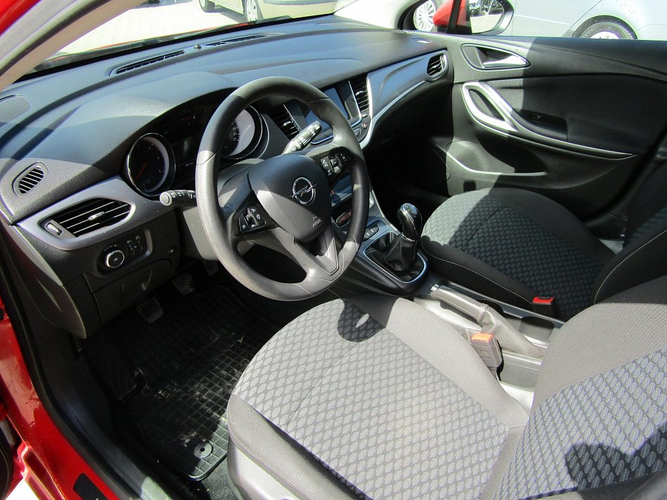 Opel Astra 1.5CDTi 