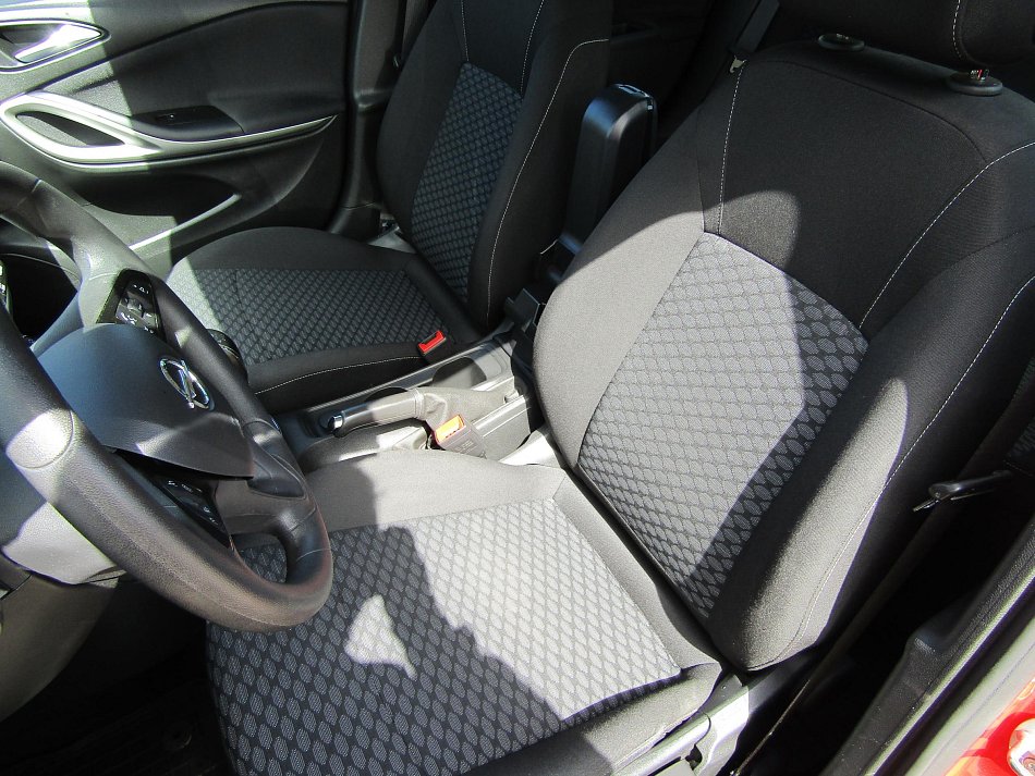 Opel Astra 1.5CDTi 
