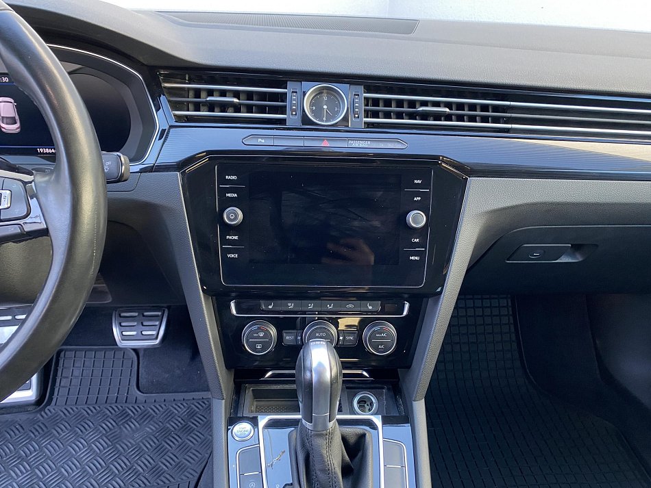 Volkswagen Arteon 2.0 TDi 