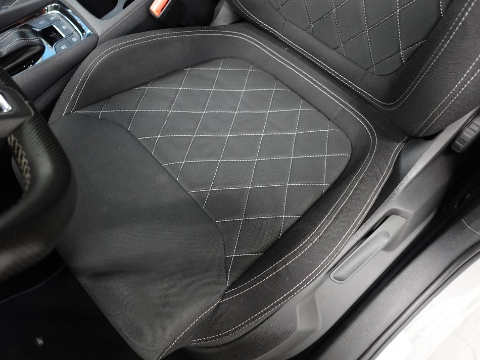 Škoda Karoq 2.0TDi  4x4