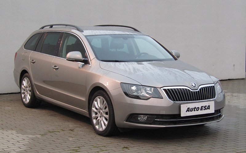 Škoda Superb II 2.0 TDi Ambition