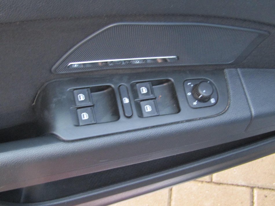 Škoda Superb II 2.0 TDi Ambition