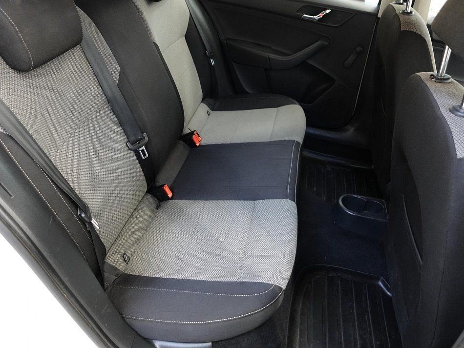 Škoda Rapid 1.6TDI Ambition