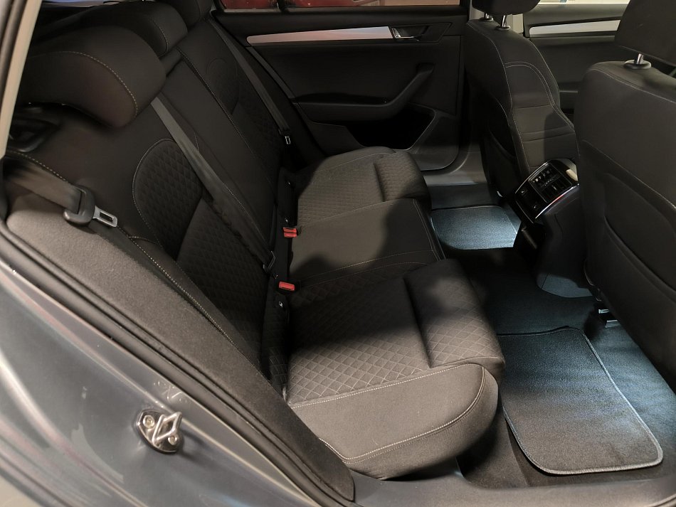 Škoda Superb III 2.0 TDi 