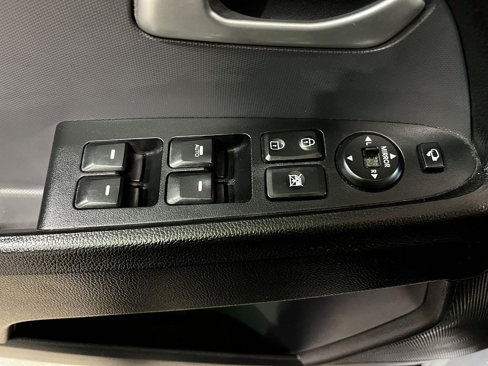 Kia Sportage 2.0i  4x4