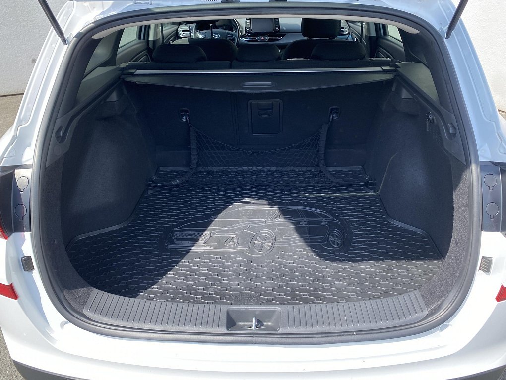 Hyundai I30 1.5 DPi Smart