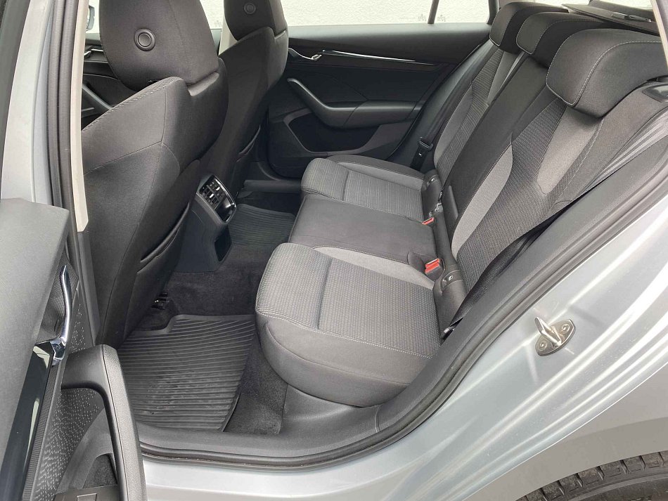 Škoda Octavia IV 2.0 TDi Ambition 4x4