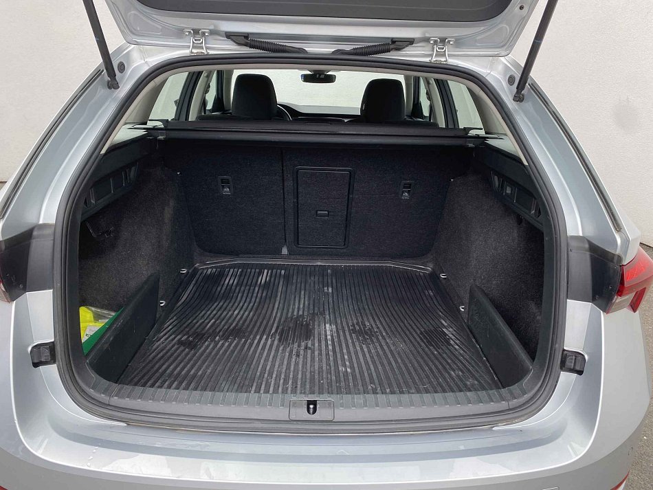 Škoda Octavia IV 2.0 TDi Ambition 4x4