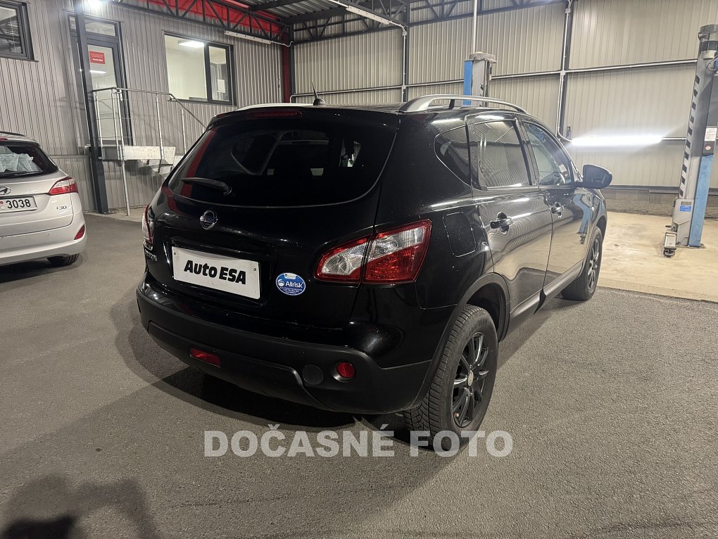 Nissan Qashqai 2.0I 