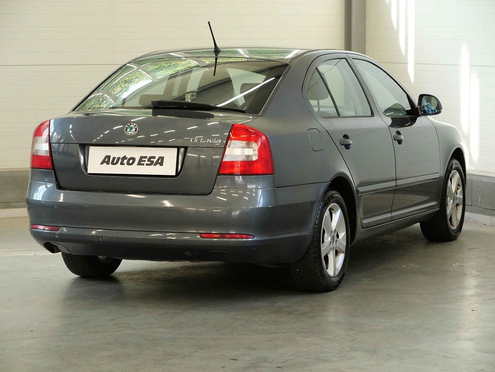 Škoda Octavia II 1.6 TDi Ambiente