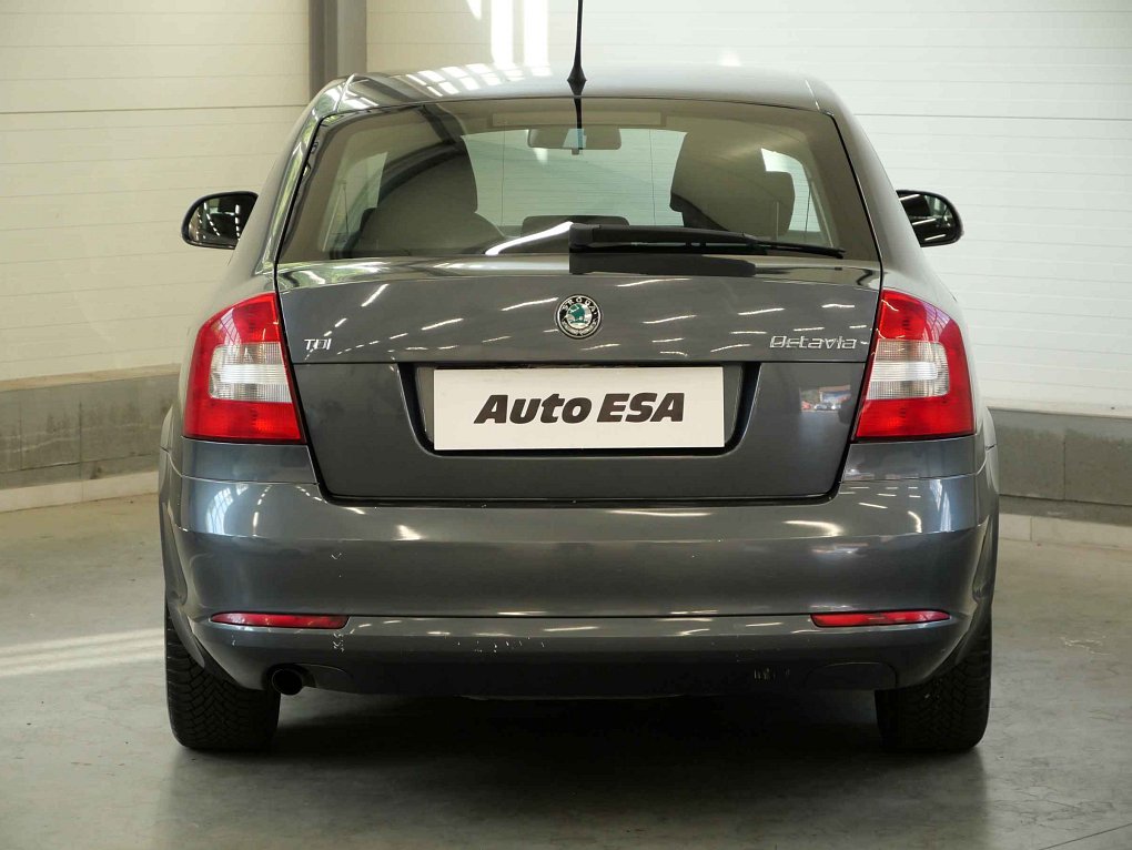 Škoda Octavia II 1.6 TDi Ambiente