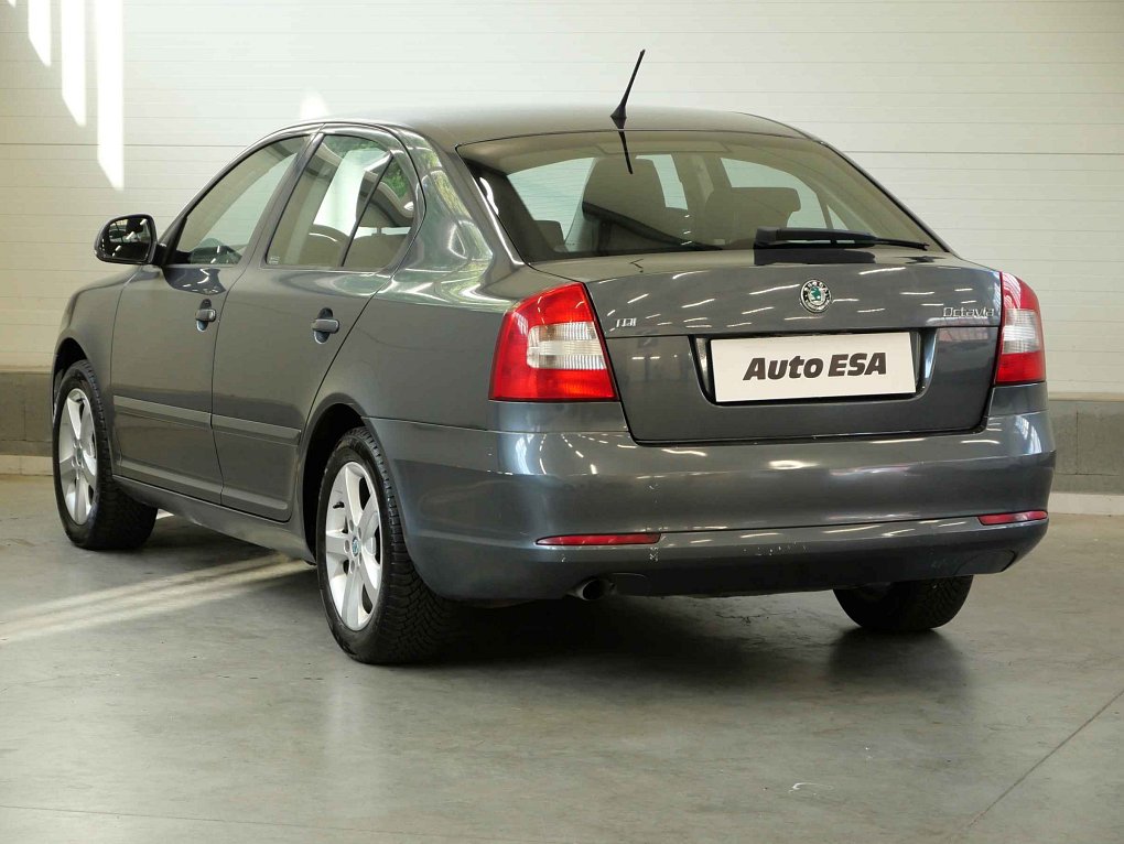 Škoda Octavia II 1.6 TDi Ambiente