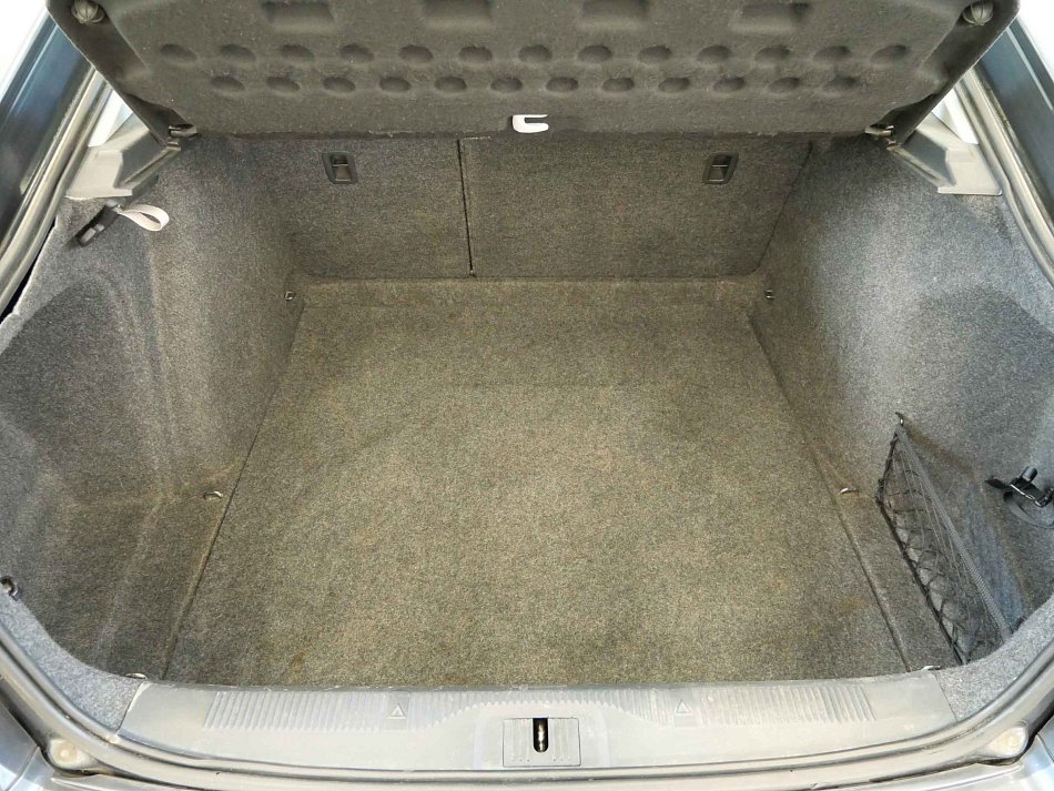 Škoda Octavia II 1.6 TDi Ambiente