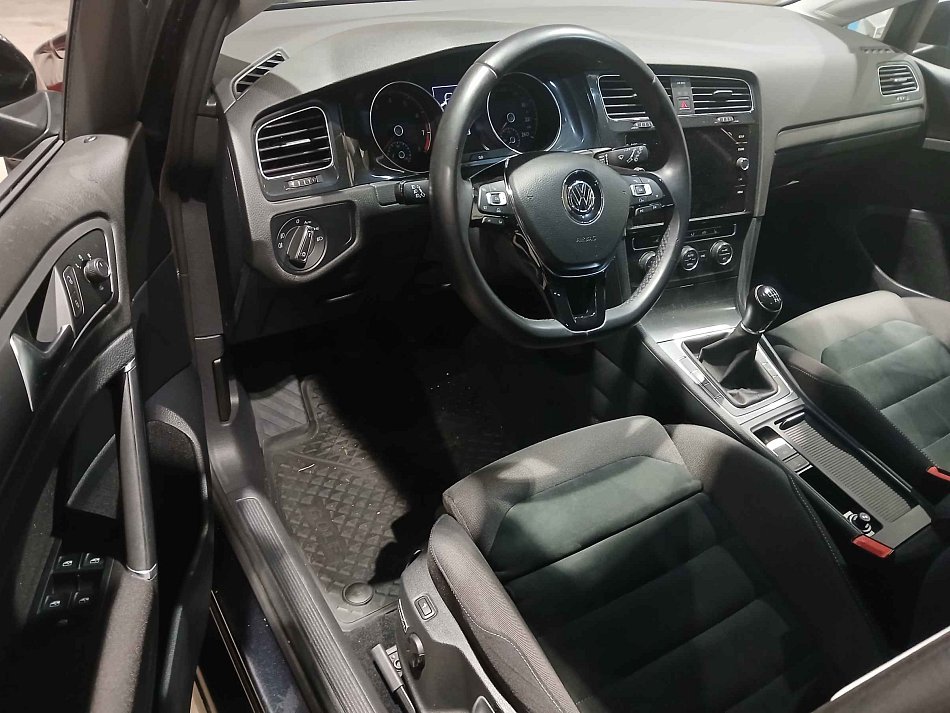 Volkswagen Golf 1.4 