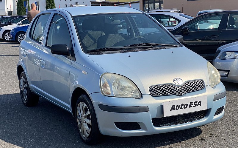 Toyota Yaris 1.0i 