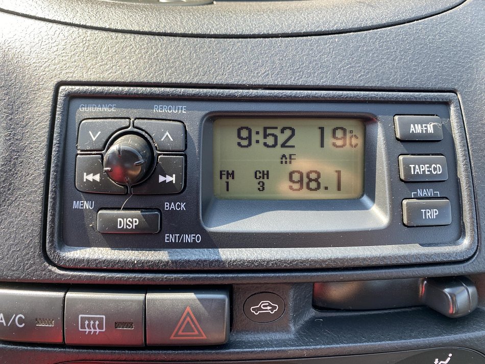 Toyota Yaris 1.0i 