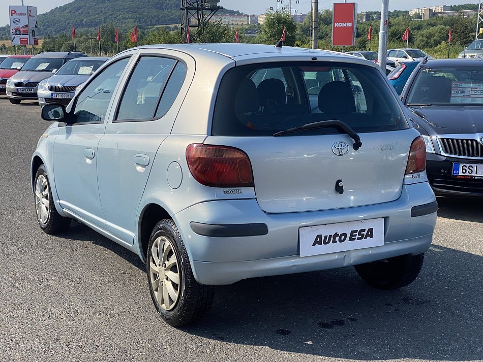 Toyota Yaris 1.0i 