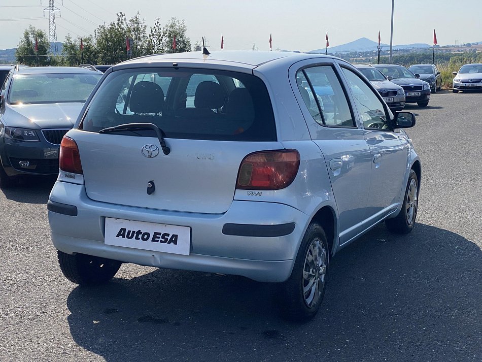 Toyota Yaris 1.0i 