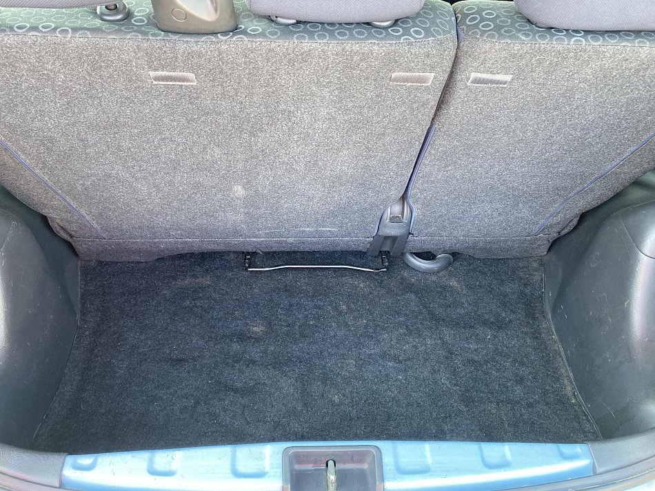 Toyota Yaris 1.0i 