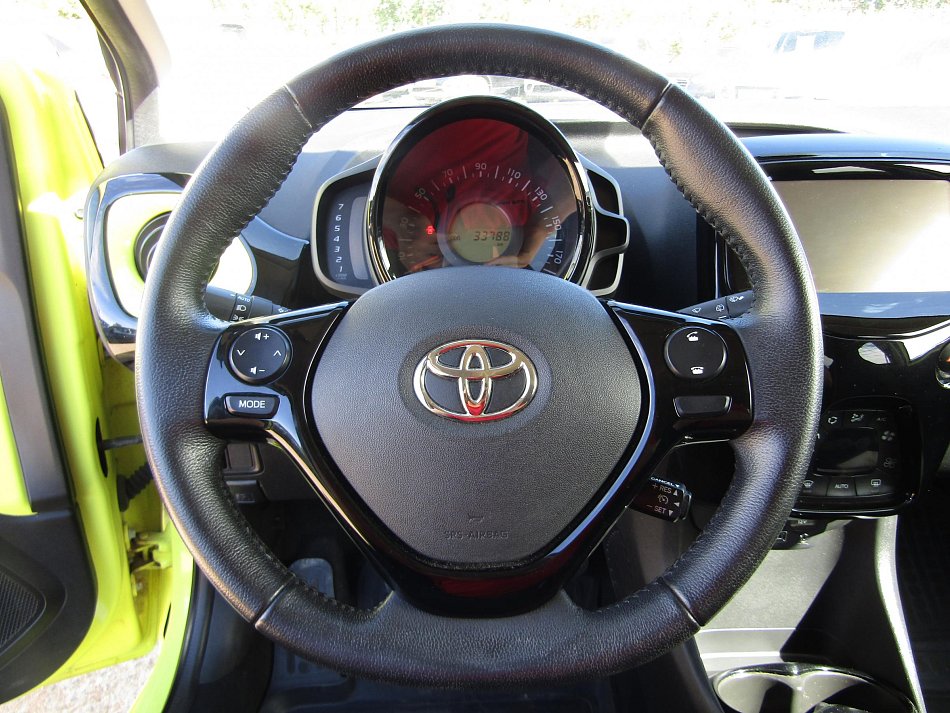 Toyota Aygo 1.0i 