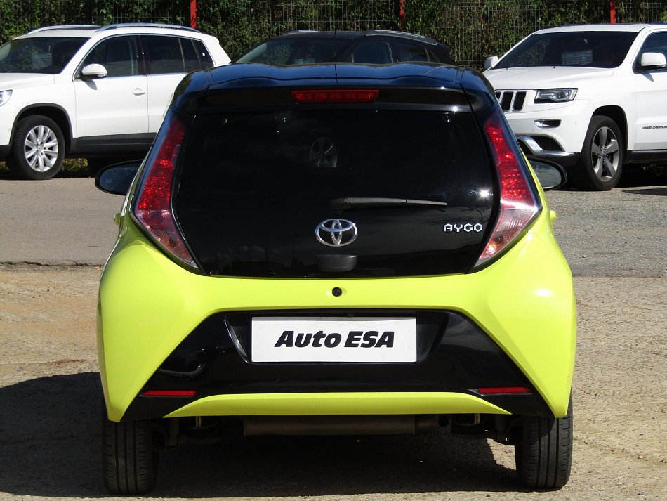 Toyota Aygo 1.0i 