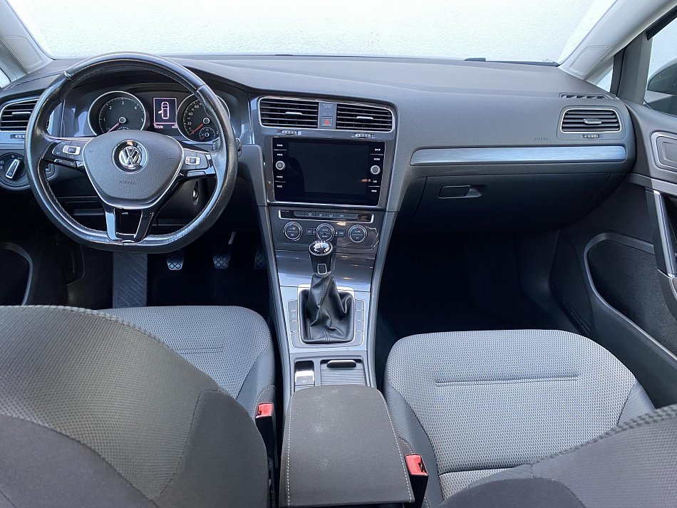 Volkswagen Golf 1.6TDi 