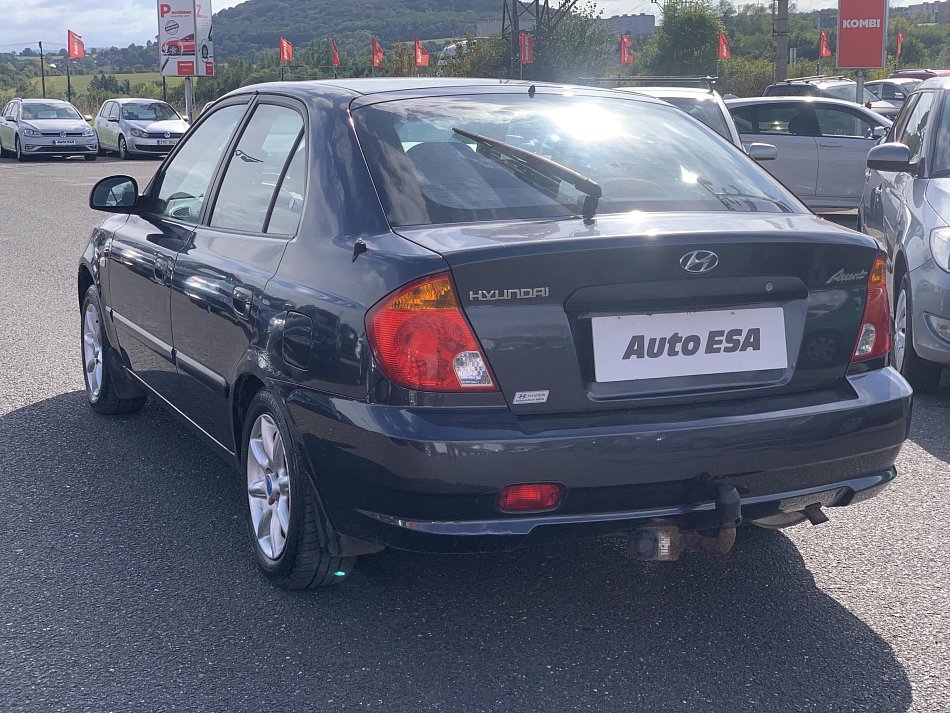 Hyundai Accent 1.4i 