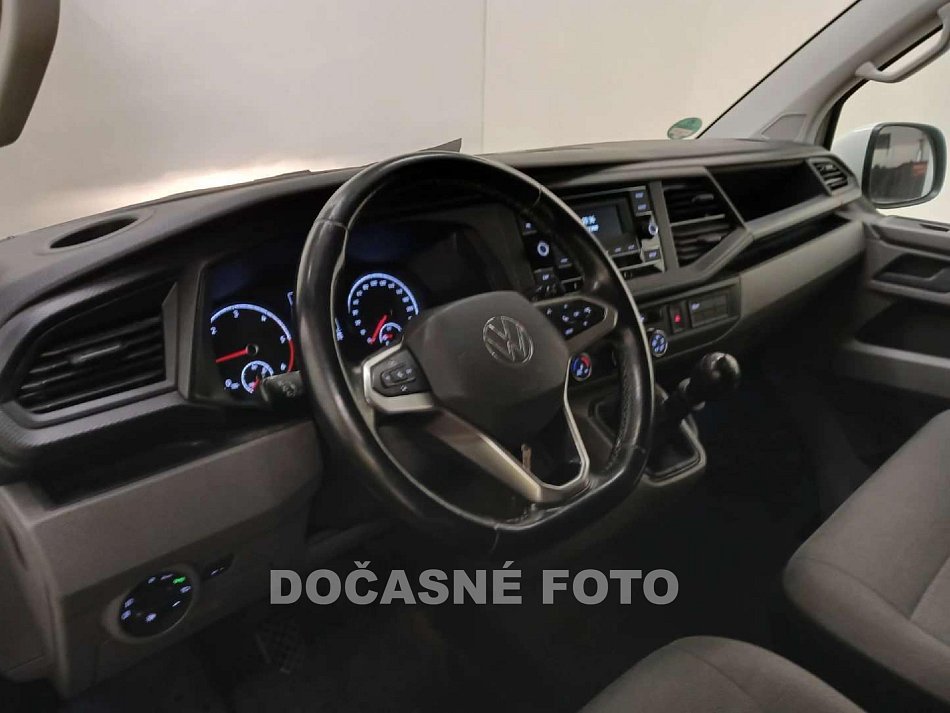 Volkswagen Transporter 2.0TDi  L2H1 T6.1