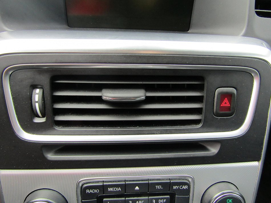 Volvo V60 2.0d 