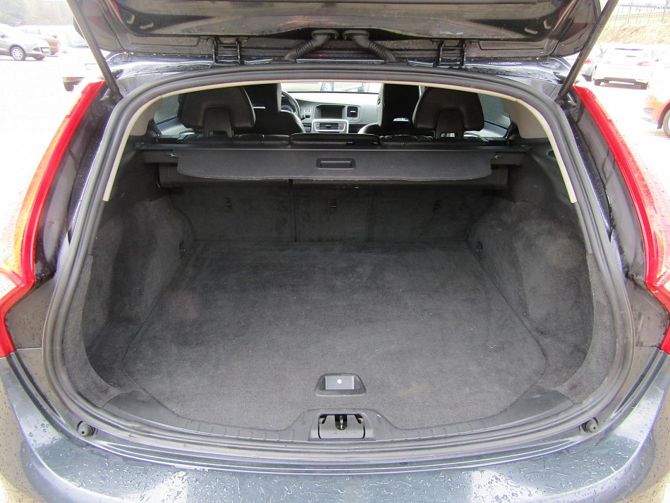 Volvo V60 2.0d 