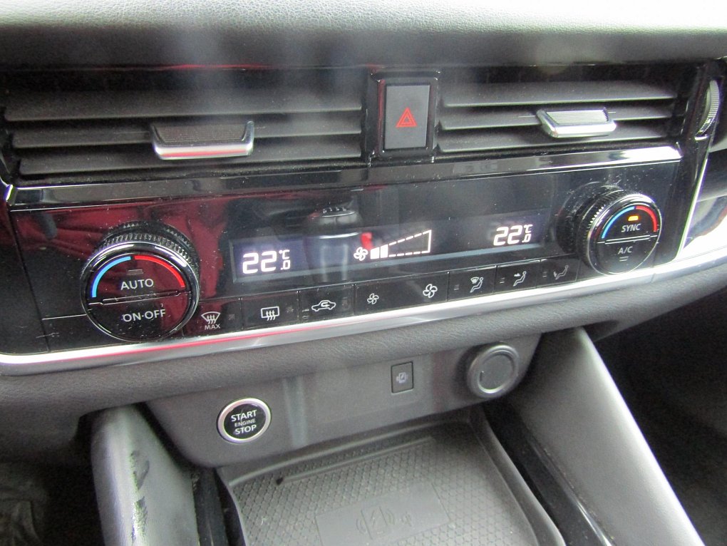 Nissan Qashqai 1.3 DIG-T N-Connecta