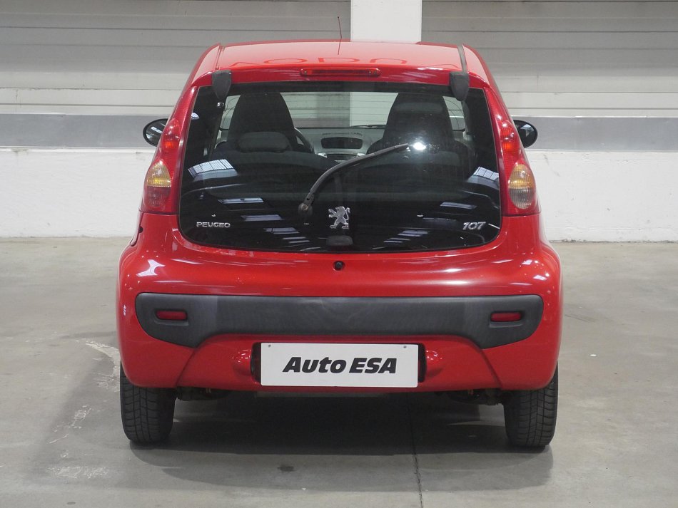 Peugeot 107 1.0i 