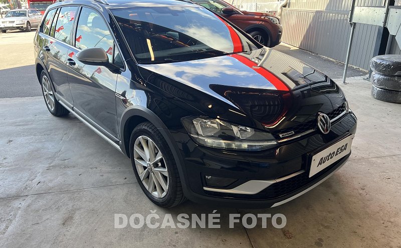 Volkswagen Golf 2.0 TDi 