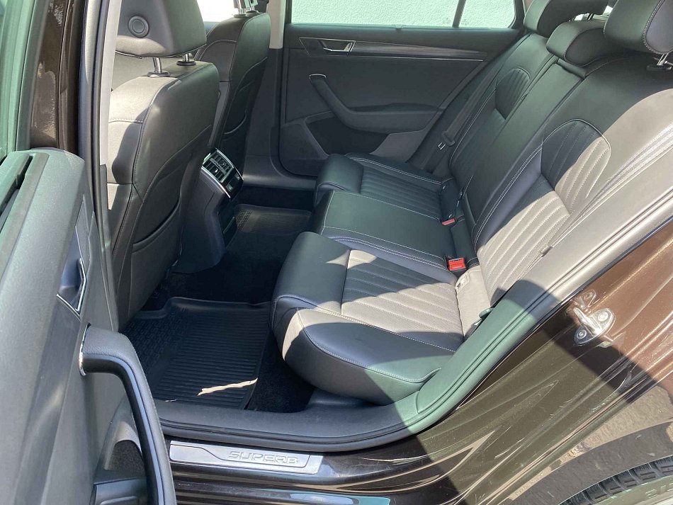 Škoda Superb III 2.0 TSi Style 4x4